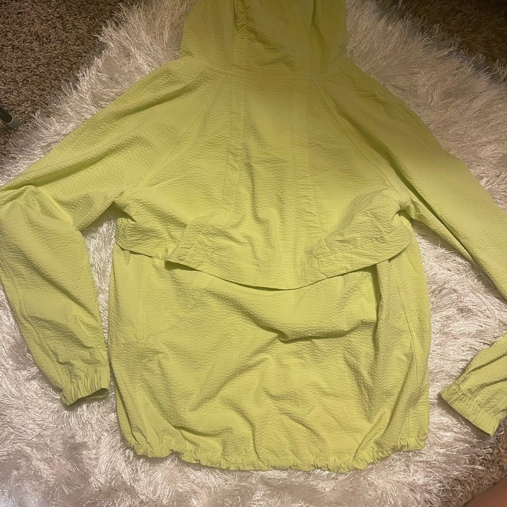 Lululemon Pullover Windbreaker - image 8
